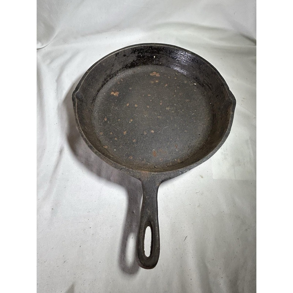 Vintage Cast Iron Skillet 10.5" Diameter Stamped China Decor Kitchen